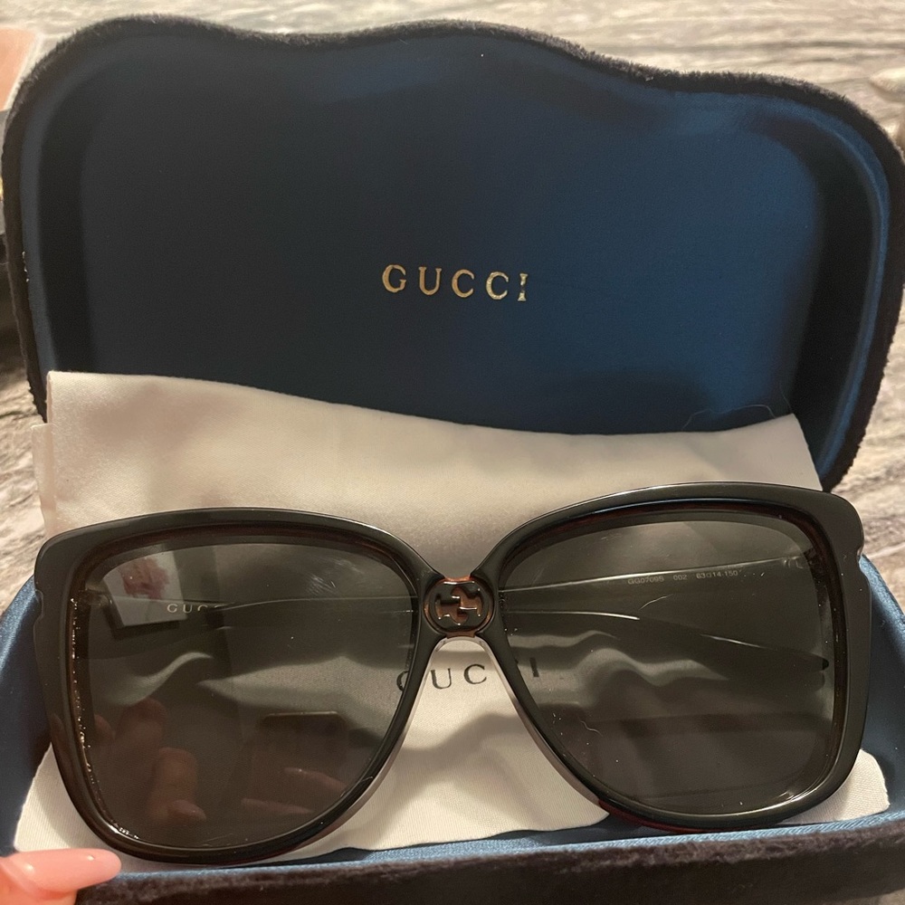Oversized Gucci sunglasses, barely worn. No scratches